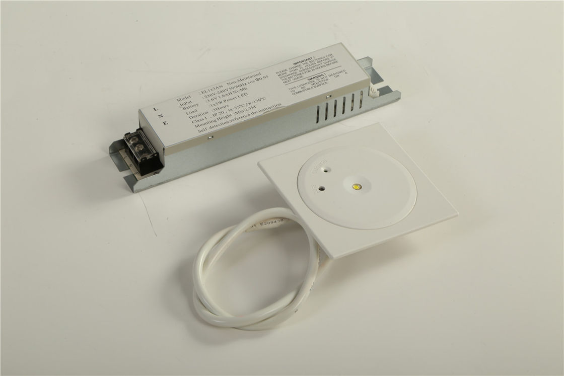 Lampada d'emergenza a fuoco a LED a fondo con accensione CE omologata con LED SMD bianco da 1 Watt e batteria Ni-Cd
