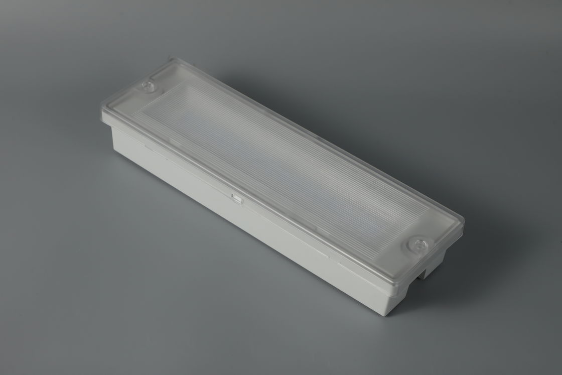 Luce di emergenza a LED impermeabile IP65 Non mantenuta posizione bagnata 220V 240V 7.5W L130MN